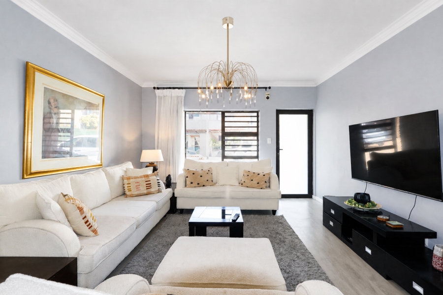3 Bedroom Property for Sale in Waves Edge Western Cape